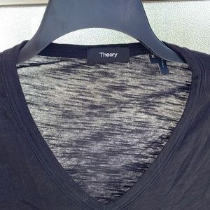Theory black cotton v neck in XL